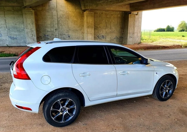 Volvo XC 60 cena 75900 przebieg: 166000, rok produkcji 2016 z Jawor małe 436